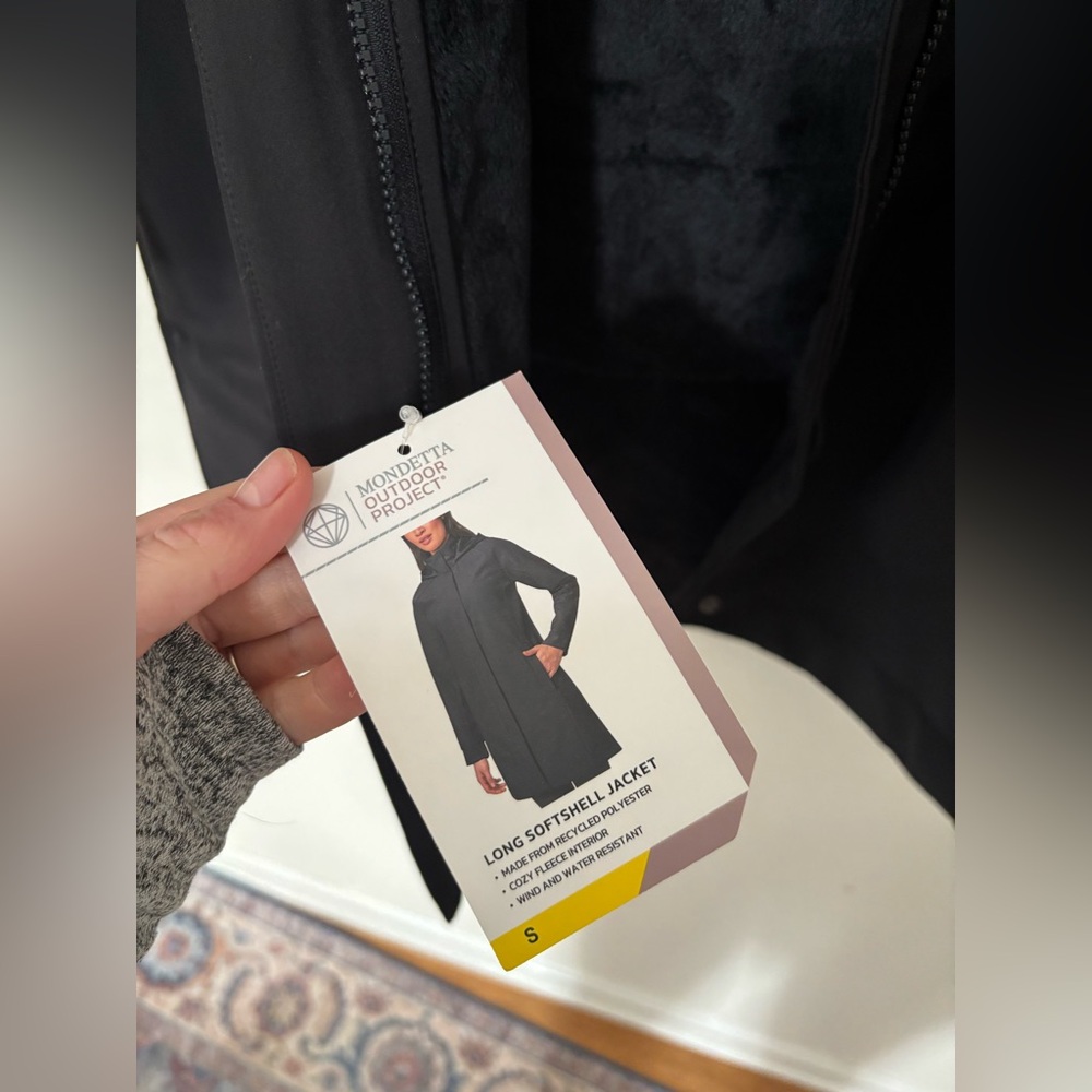 Mondetta Long Softshell Jacket - Picture 3 of 4